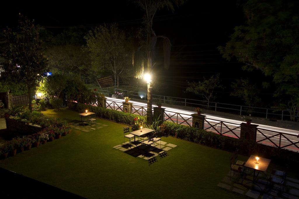Trek-O-Tel Hotel Pokhara Kültér fotó