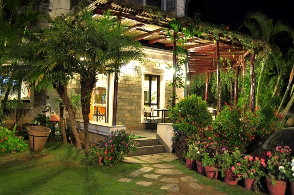 Trek-O-Tel Hotel Pokhara Kültér fotó
